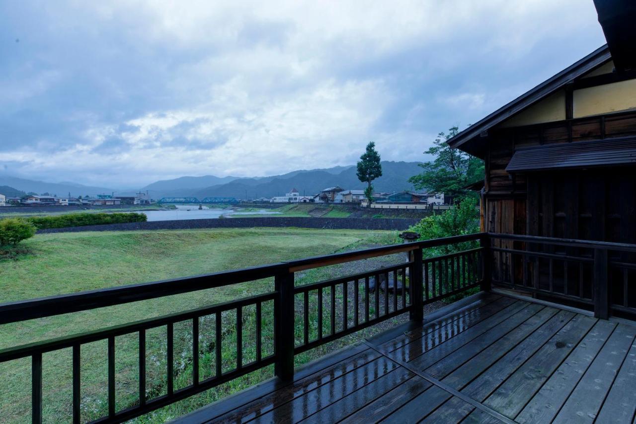 Busuitei Hida Extérieur photo