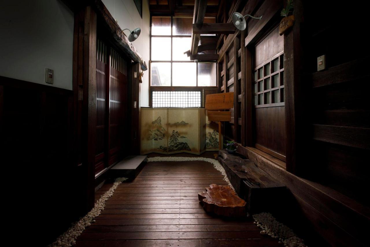 Busuitei Hida Extérieur photo