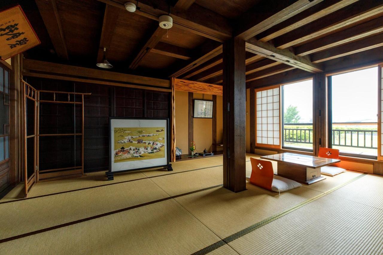 Busuitei Hida Extérieur photo